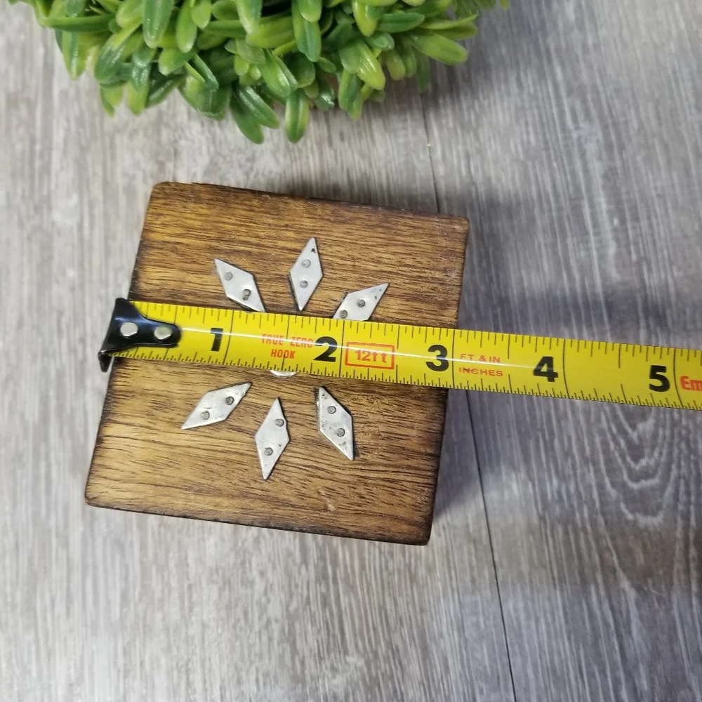 Vintage wood trinket box